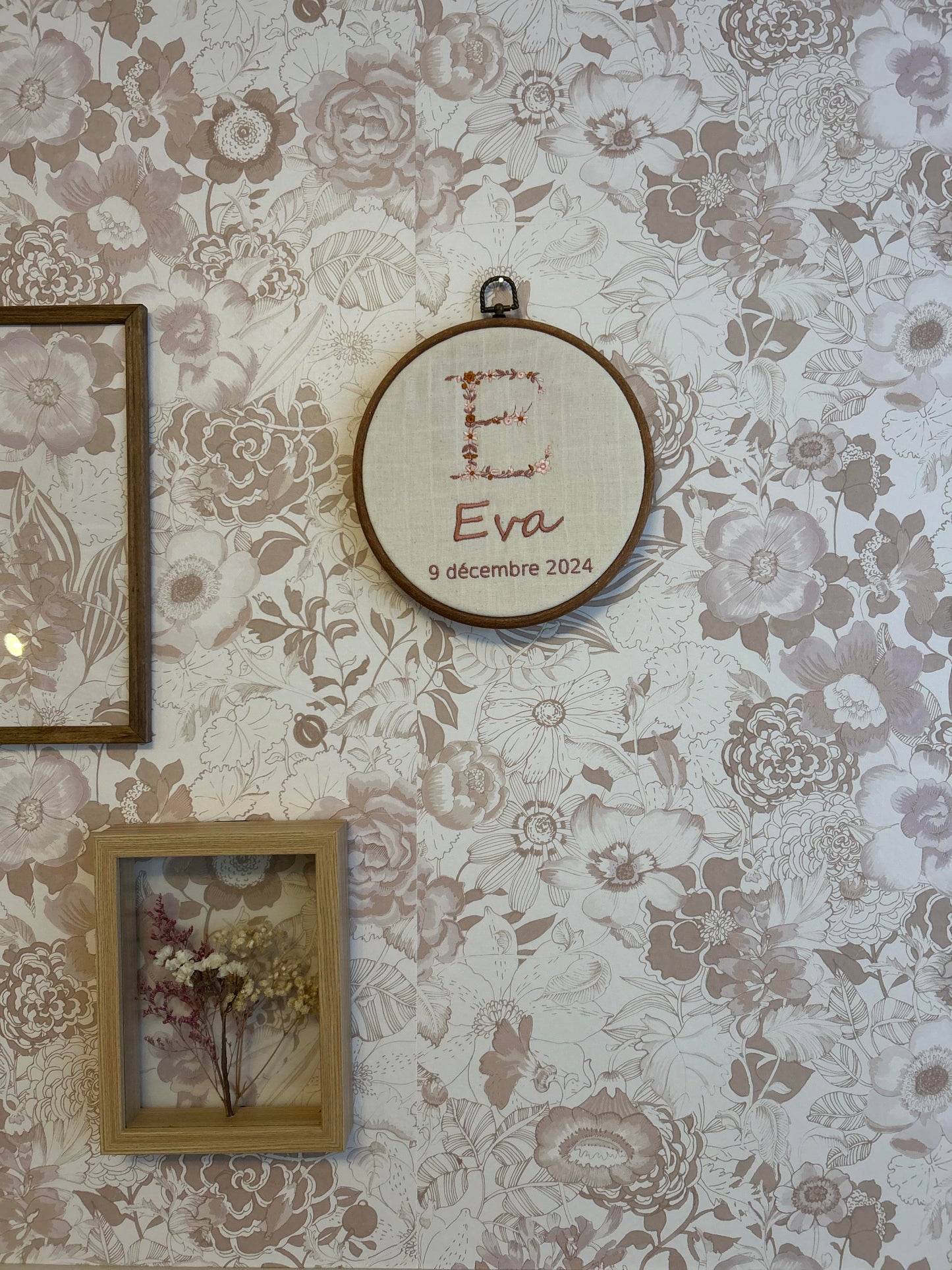 Tambourin décoratif initiale fleurie