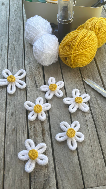Fleur en tricotin