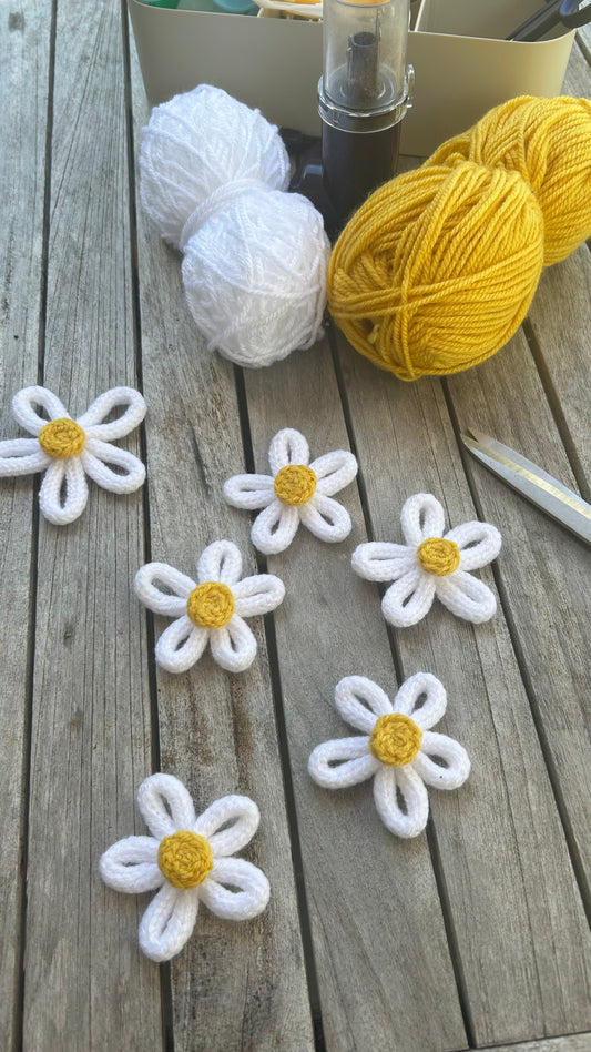 Fleur en tricotin