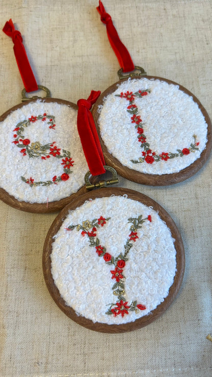 Tambourin de Noël Initiale fleurie 8cm