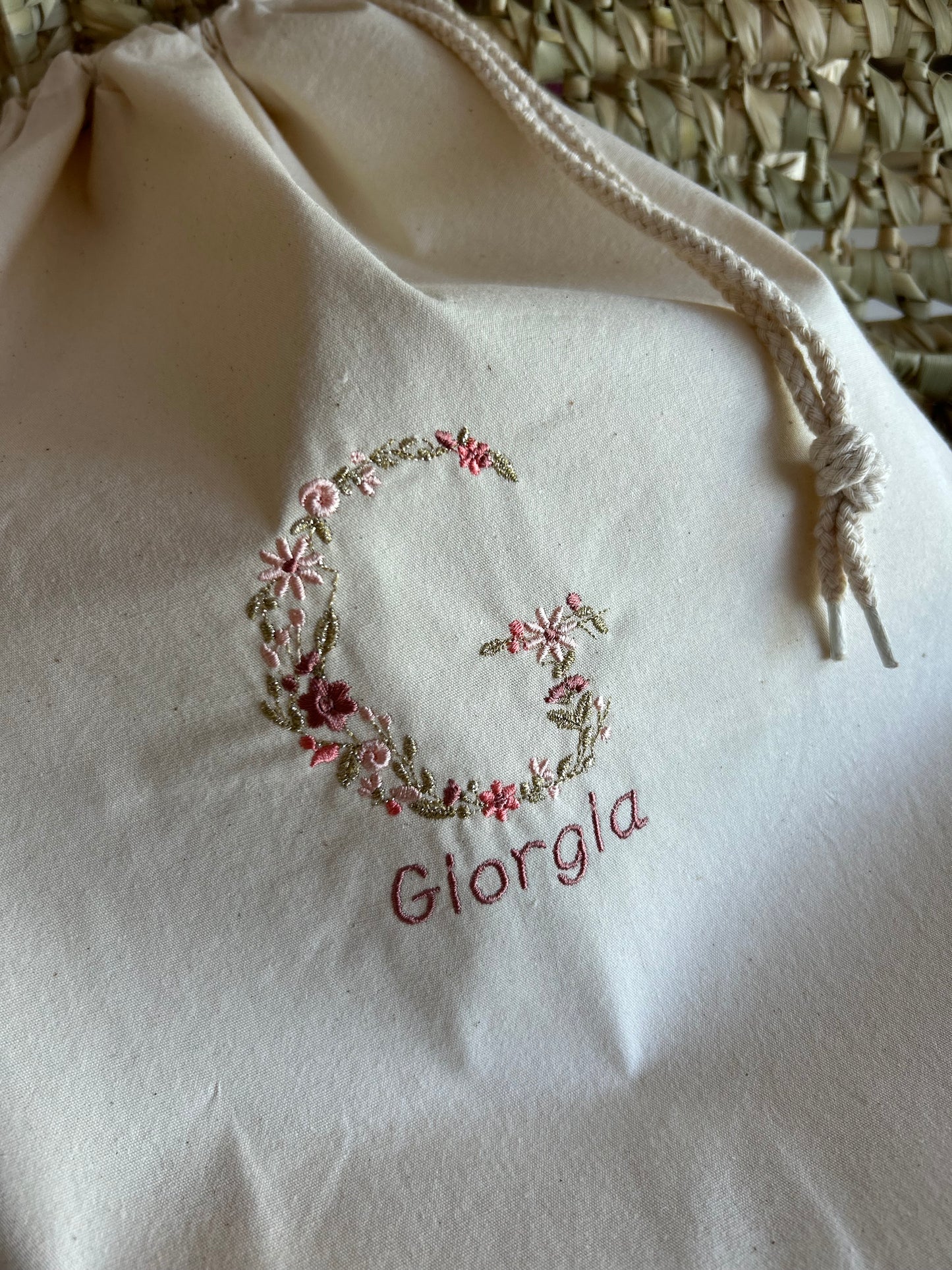 Grand pochon initiale fleurie
