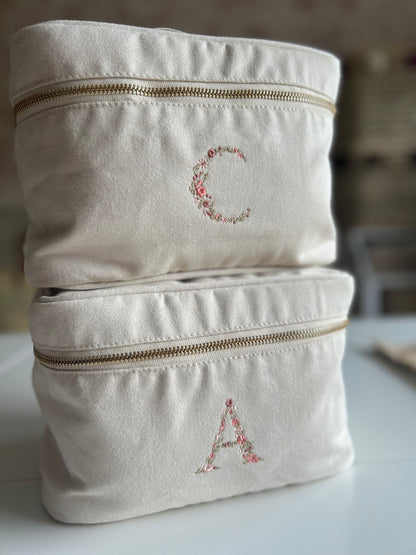 Vanity en coton initiale fleurie