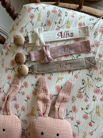 Attache tétine en velours