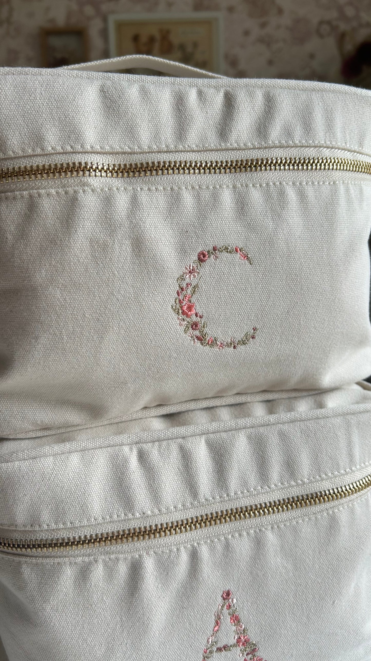 Vanity en coton initiale fleurie