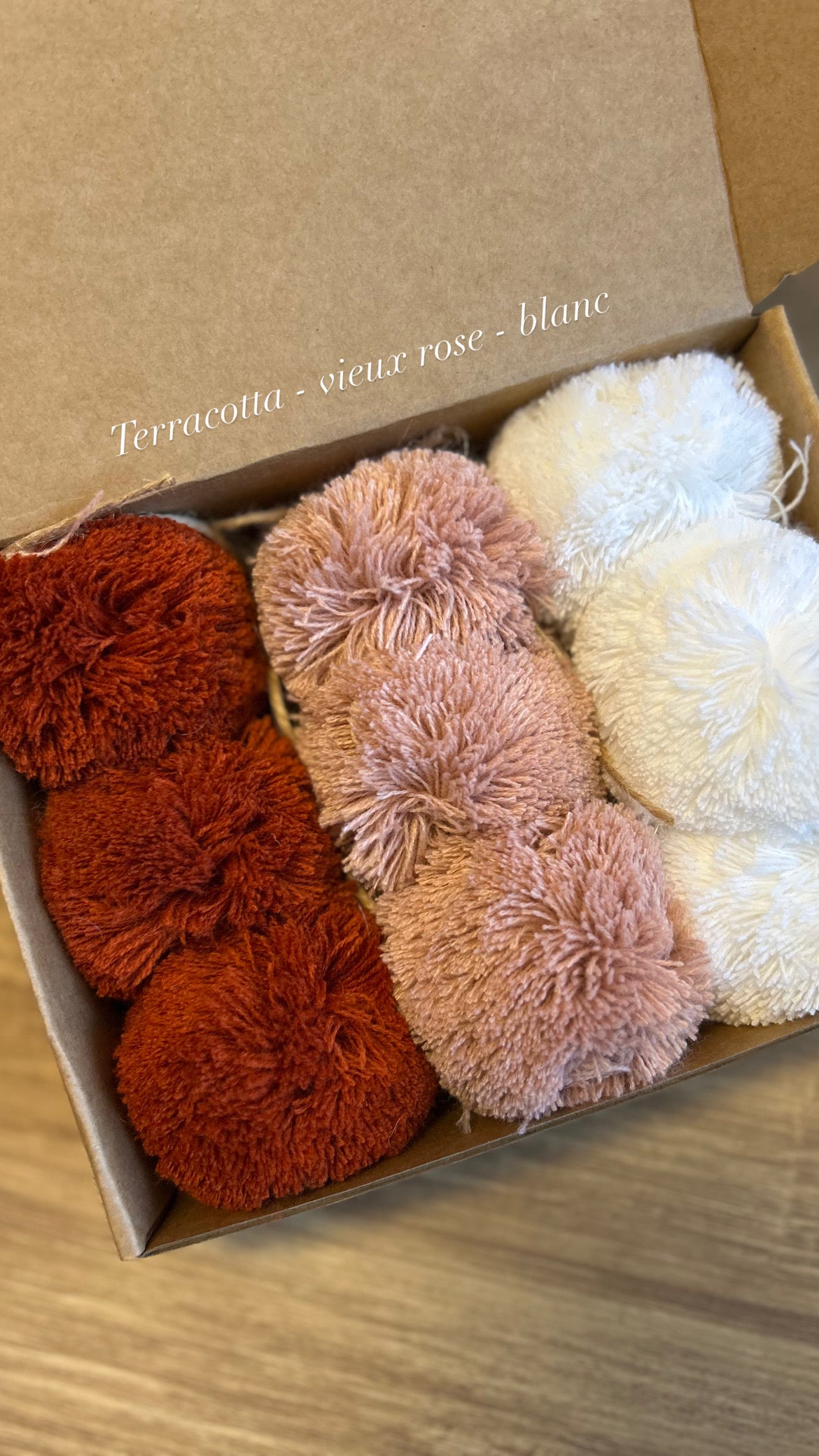 Lot de pompons