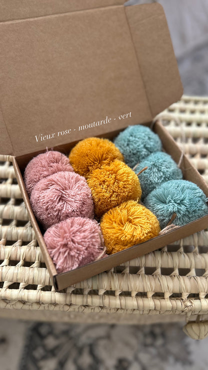 Lot de pompons