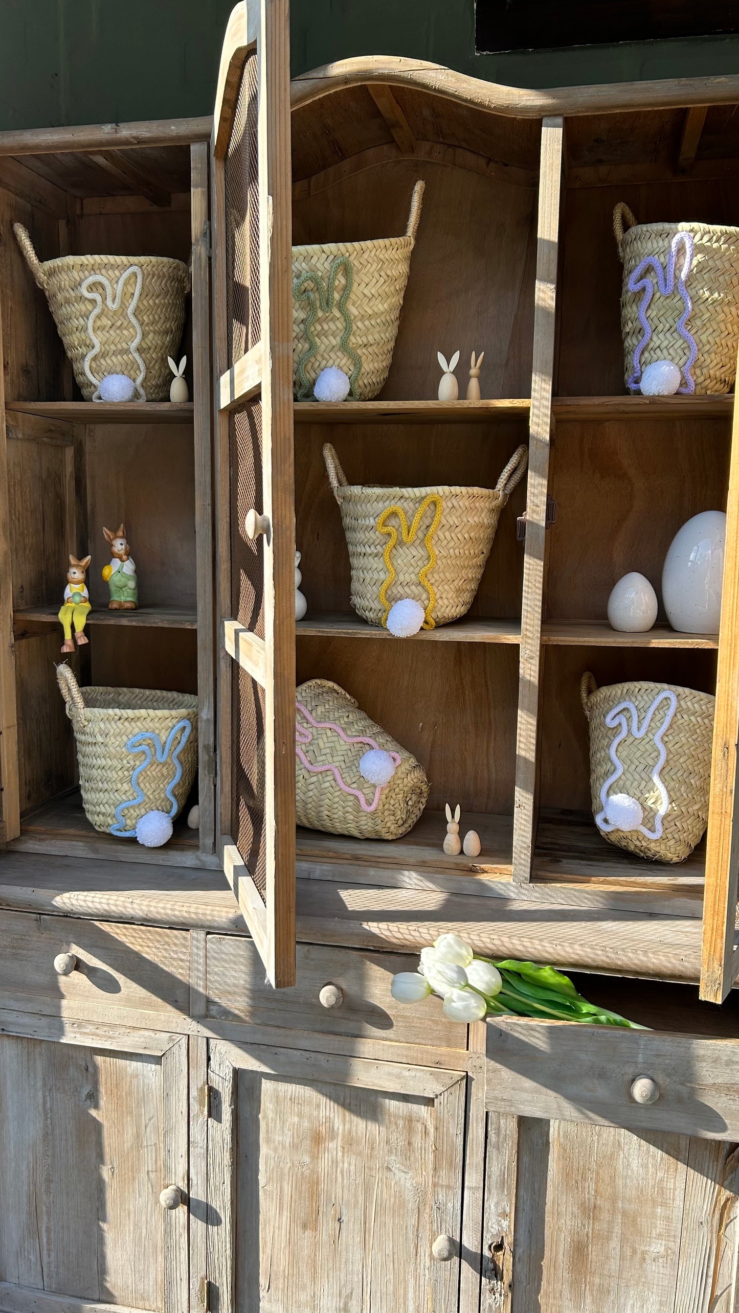 Panier de récolte pour Pâques