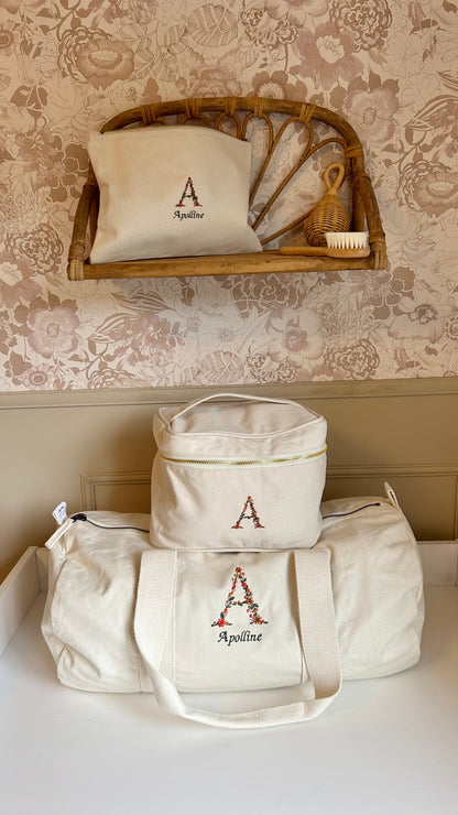 Pochette en coton initiale fleurie